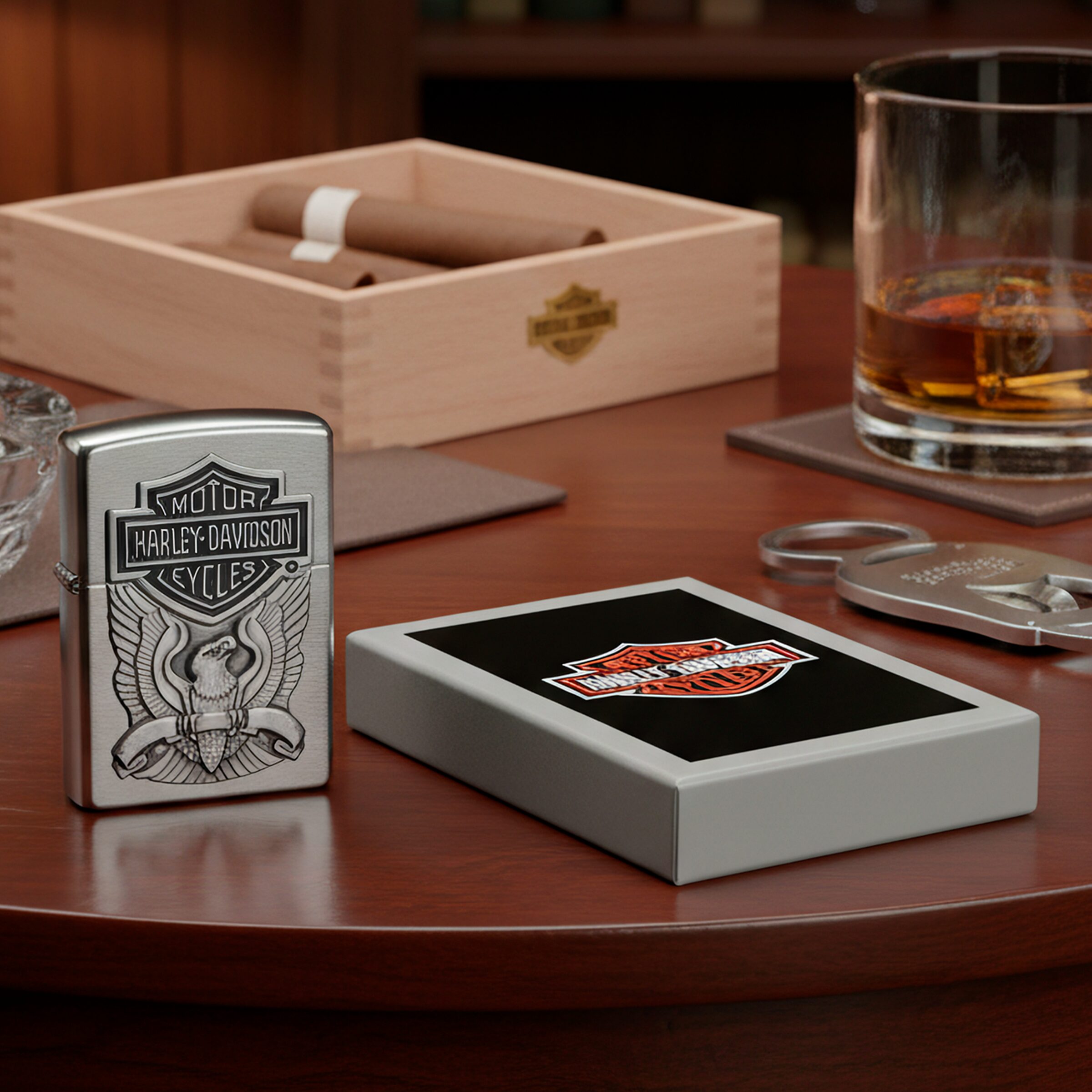 Encendedor Zippo Harley Davidson cromado edición especial modelo MZ200HD-H284, acabado metálico con logo oficial y fabricación Made in USA