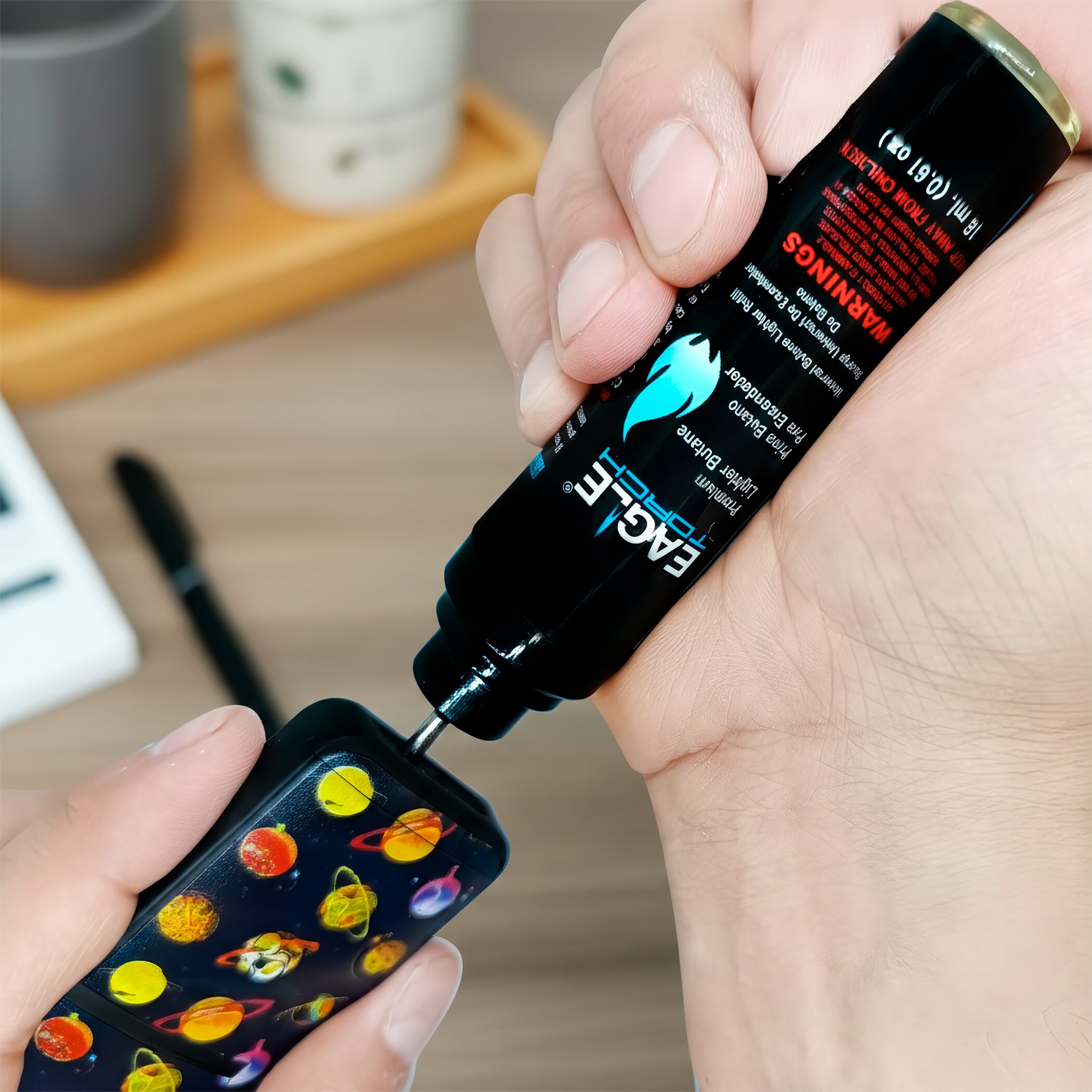 Gas Butano Premium 18 ml marca Eagle Torch para recargar encendedores Clipper y Zippo, lata portátil para encendedor de butano uso diario. OLI-G01