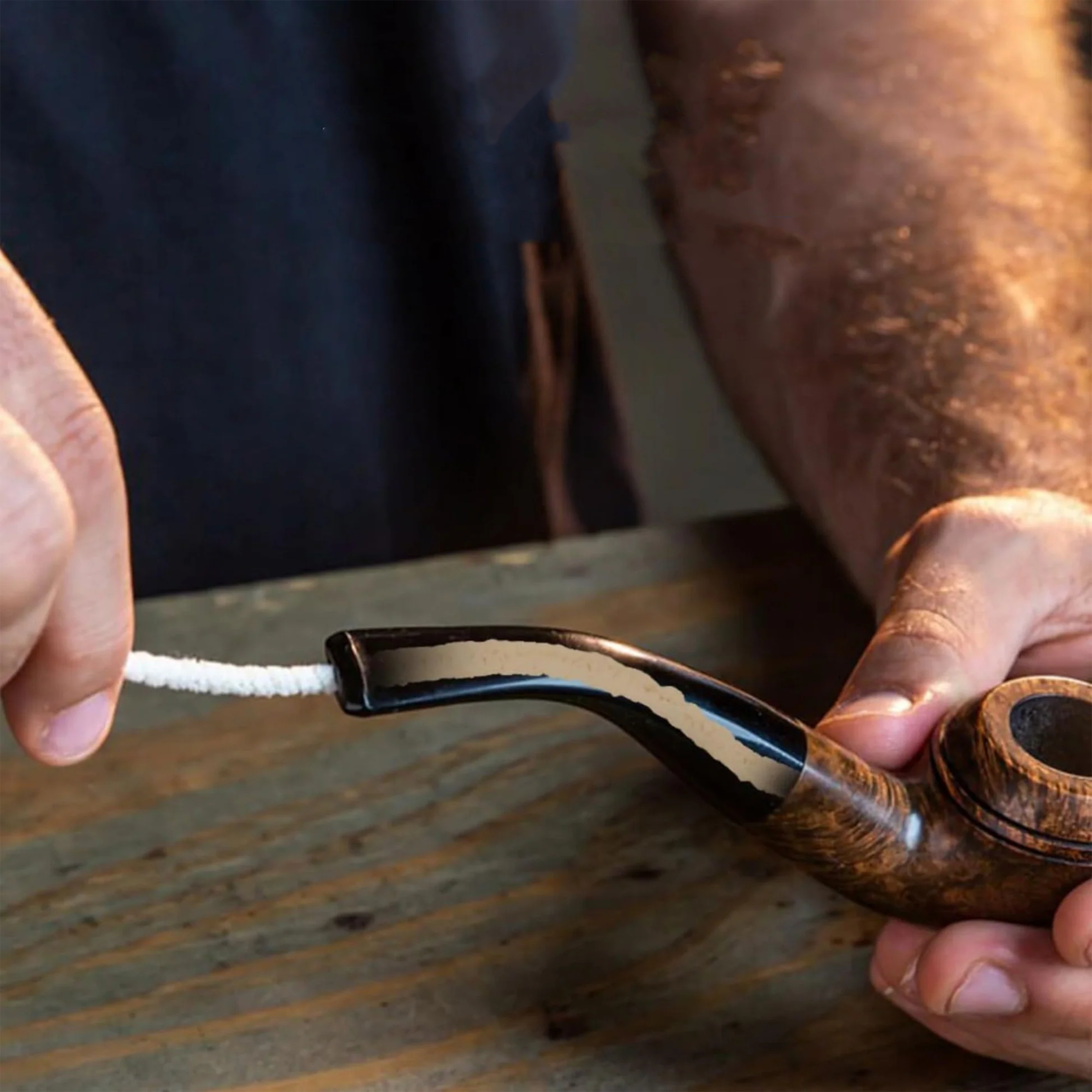 Limpia Pipas RAW mazo con 24 piezas abrasivas para eliminar suciedad y residuos en pipas.