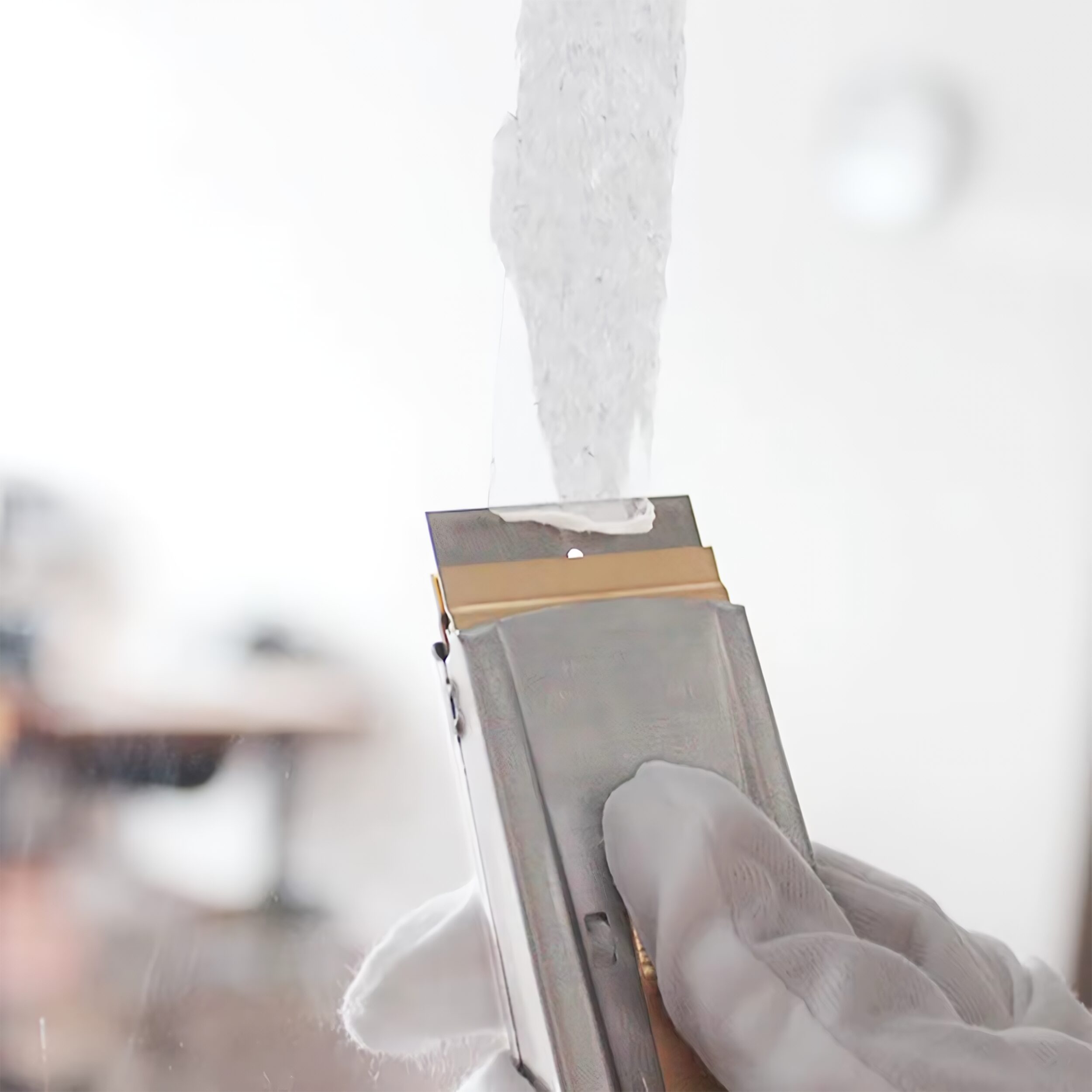 Paq 100 Navaja Industrial de repuesto marca Lion Tools modelo 0339, fabricada en acero inoxidable con un filo raspado de alta precisión y espesor 0.23 mm.