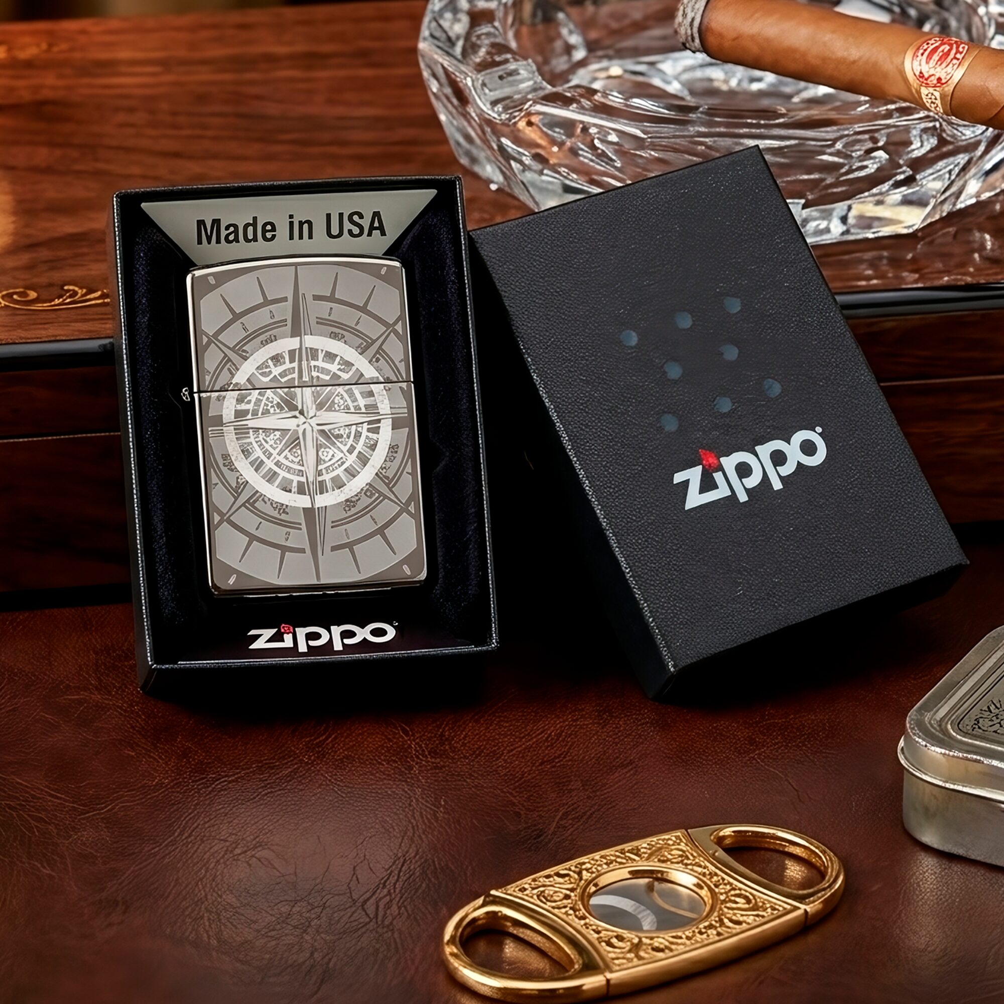 Encendedor Zippo Black Ice Brujula Zippo modelo MZ29232 acabado negro brillante
