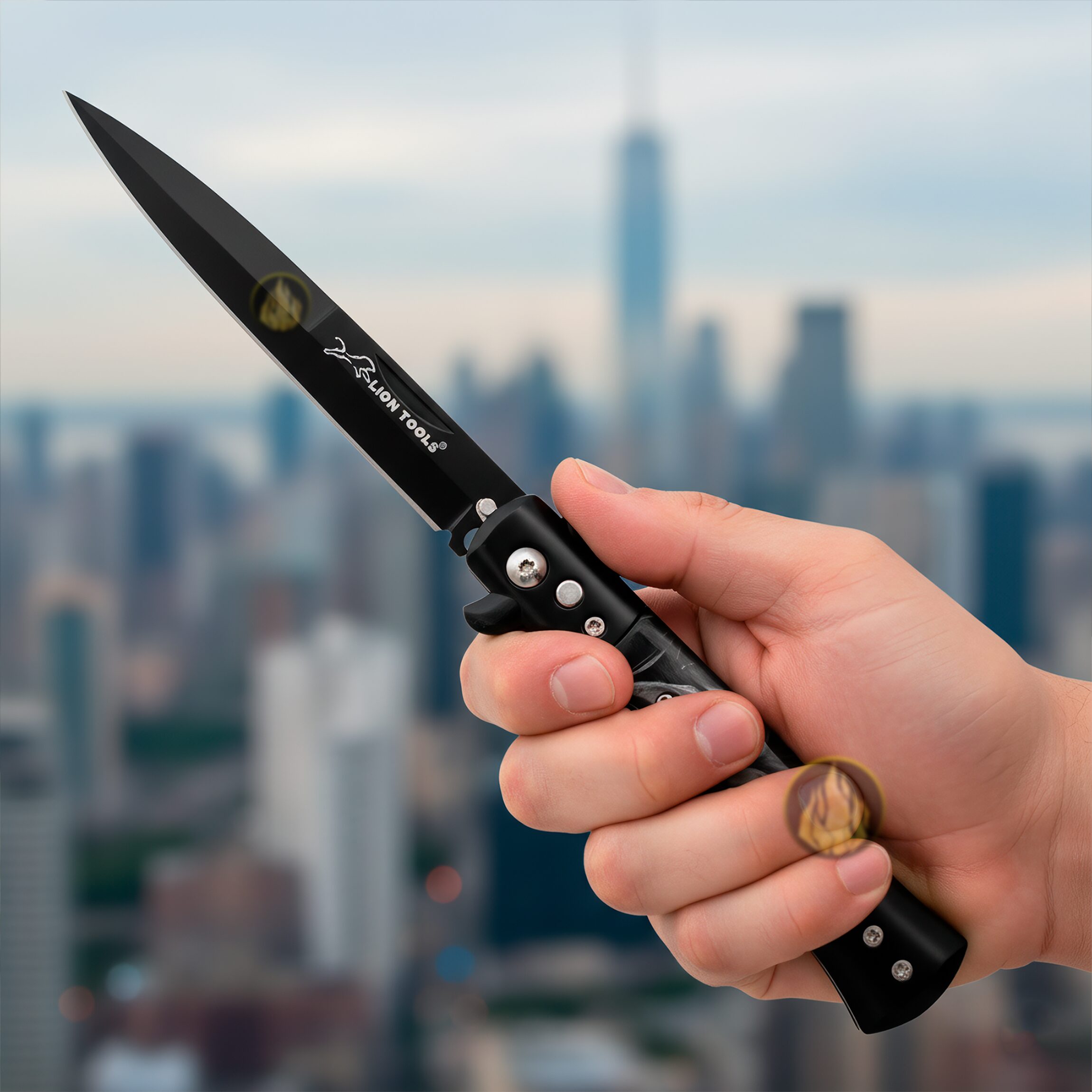 Navaja Stiletto Clásica Automática Lion Tools con apertura de botón y hoja de acero inoxidable 440 7084