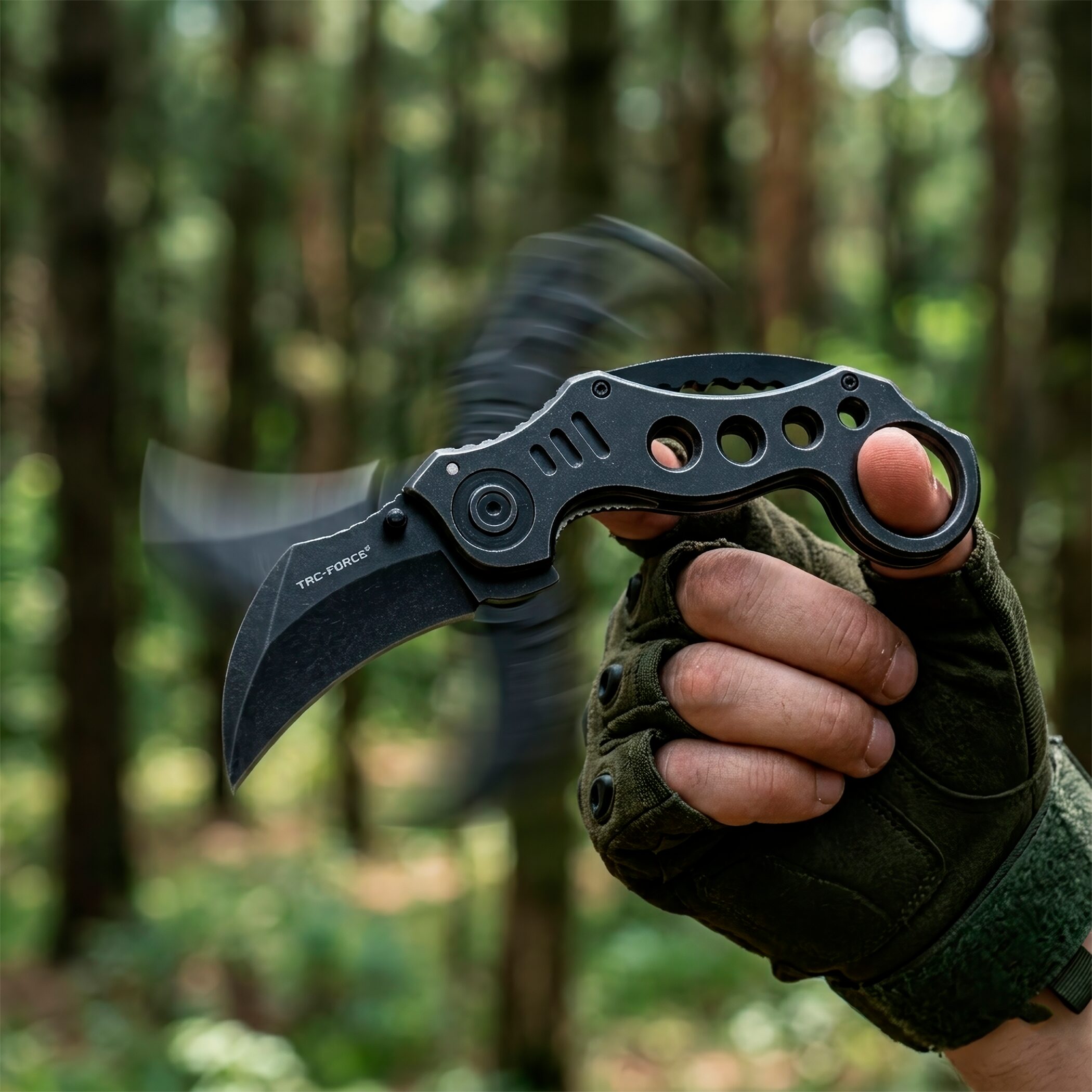 Navaja Automática Kerambit Táctica Tac Force modelo TF-578SW con hoja curva de acero inoxidable y diseño táctico militar